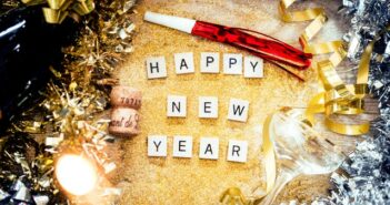 happy-new-year-letters-and-gold
